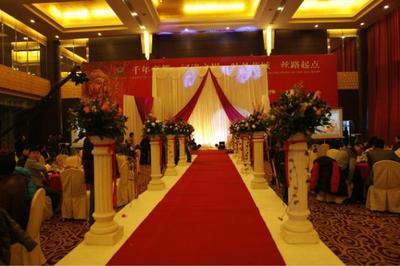 洛阳情缘婚庆 专业司仪与一站式服务，缔造您梦想中的完美婚礼