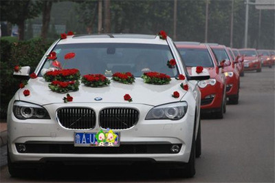 谁说车一到手就要赔钱？这些二手车在婚庆服务中也能赚钱